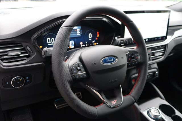 Foto 1 - Focus ST Turnier X 2.3 Automatik 4,99% FIN*, Magnetic Metallic