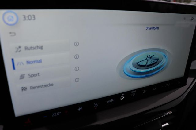 Foto 1 - Focus ST Turnier X 2.3 Automatik 4,99% FIN*, Magnetic Metallic