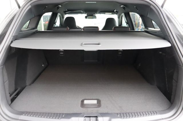 Foto 1 - Focus ST Turnier X 2.3 Automatik 4,99% FIN*, Magnetic Metallic