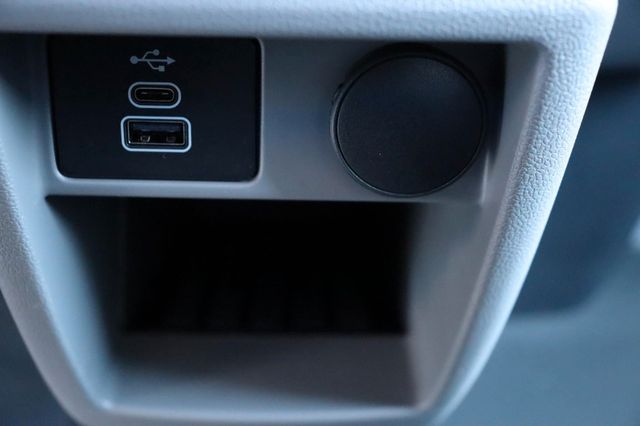 Foto 1 - Transit Custom Kombi 9-Sitzer AHK 0,0% FIN*, Magnetic Metallic