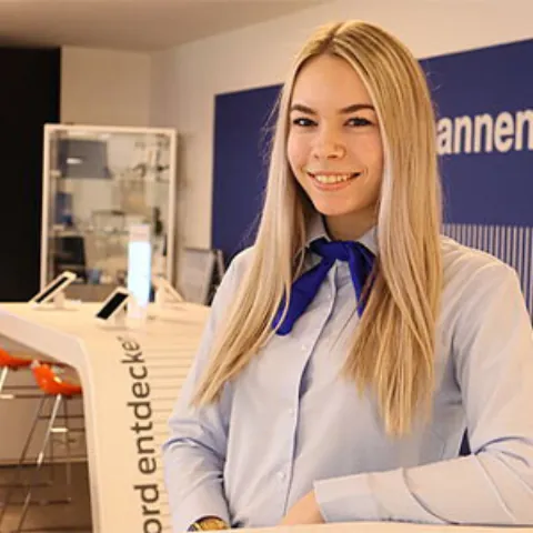 LENA LUMMER